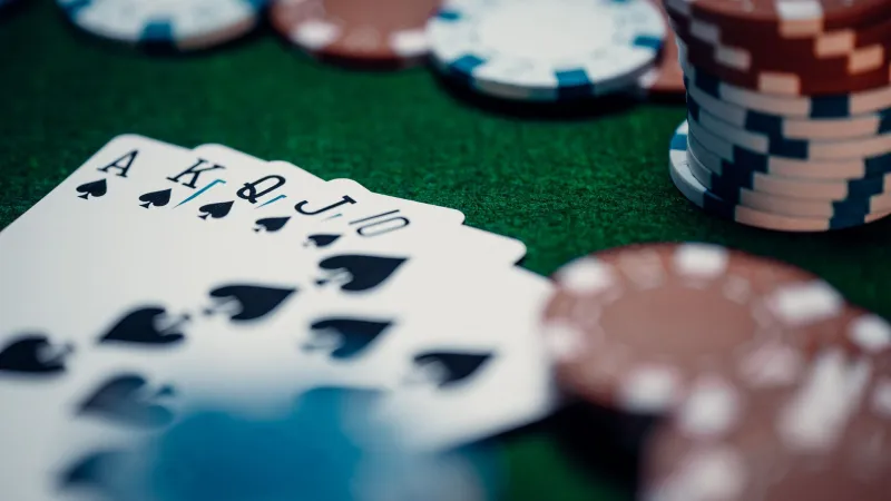 Points, Perks, and Pitfalls: How to Beat Casino Loyalty Programs at Their Own Game